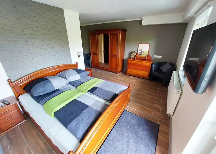 Queen Suite
