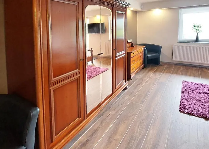 Queen Suite